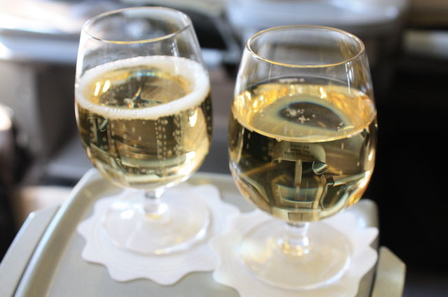 ソフトドリンクだけかと思ったらシャンパンも（*^_^*）<br />シャルルエドシックのシャンパン<br />とても美味〜♪<br /><br />http://www.charlesheidsieck.com/<br />