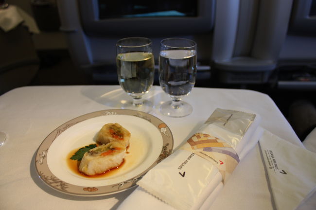 韓国食のチョイスは魚の野菜蒸し巻き<br /><br />鶏肉のような食感<br />あっさりです