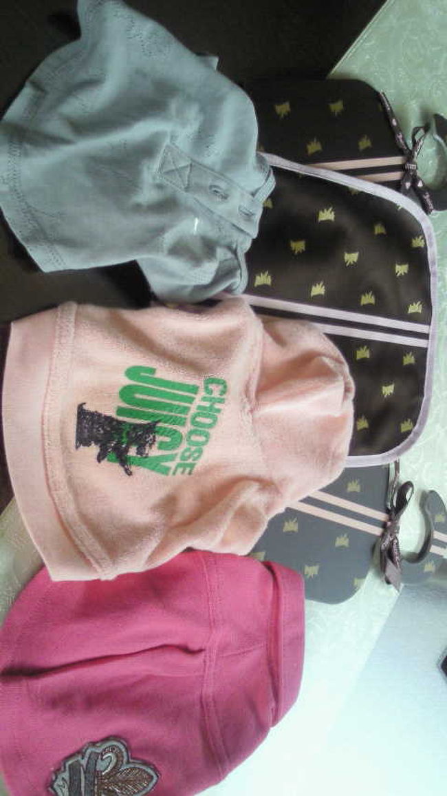 同じくジューシークチュールで買いました。