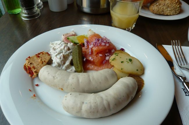 ５月３１日<br /><br />　朝食、白ソセージ２本。　これで当分お別れですね。　寂しい。