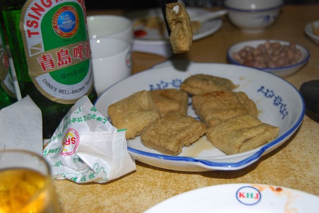 ここは臭豆腐もおいしい！ビールにも合います。