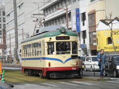 高知の日曜の朝といえば、日曜市。
