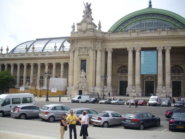 1900年のパリ万博に建てられたグラン･パレ。<br />シャネルのファッションショーが開催される事もある所です。