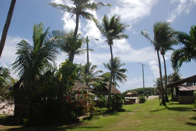 イナラハンチャモロ文化村<br /><br /><br />現地の生活や文化などを<br />おばあちゃんやおじいさんが説明してくれました。<br /><br />水牛が印象的でした