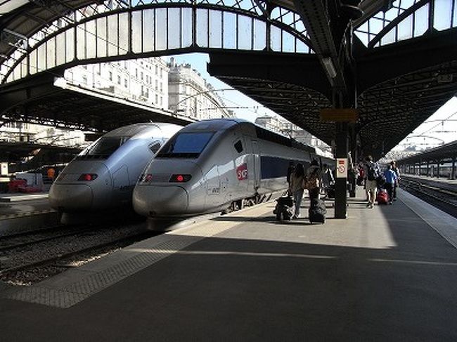 翌朝、パリから出発です。<br />行きはICEでしたが、帰りはTGVです。<br />なんか得した気分でした（？）