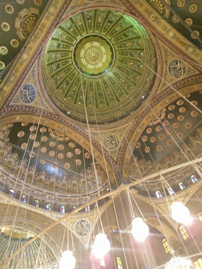 天井を見上げると、こんなにきれいなドーム♪♪