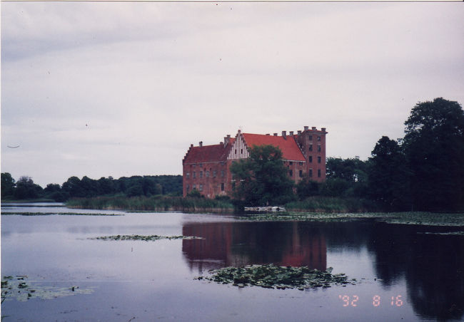 「ニルスの不思議な旅」で有名になったスヴァーネホルム城。