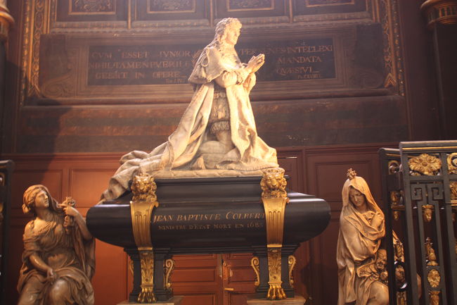 立派な彫刻です