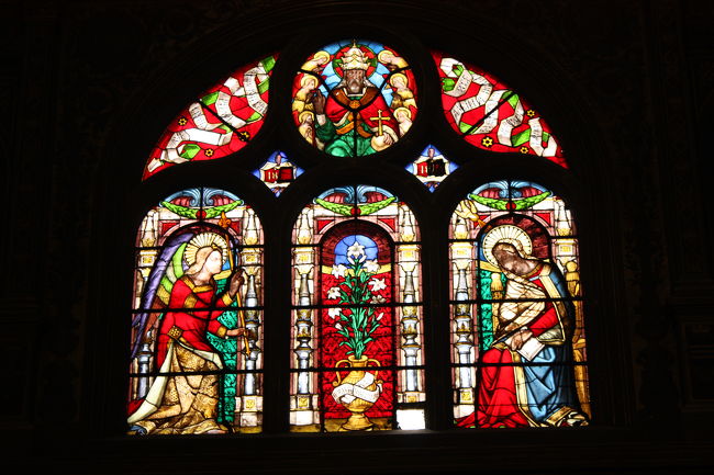 美しいステンドグラス