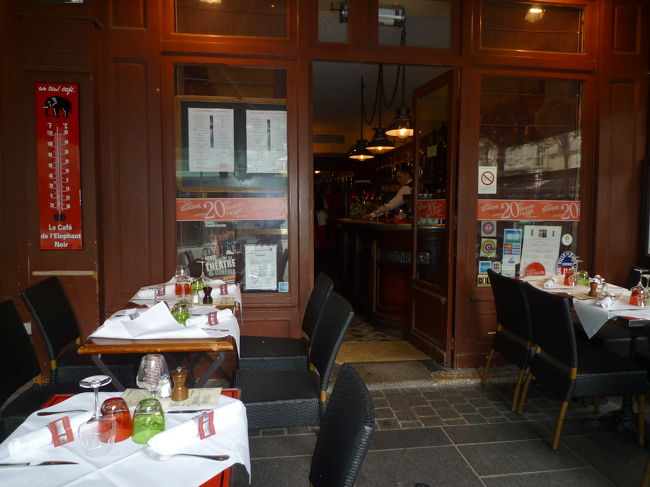 当日予約をしたら12時15分スタートの様でした<br /><br />場所はサントノーレのコレットを入った所<br />