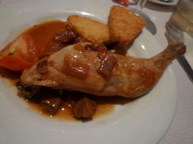 ローストチキン<br />翌日は出発まで自由行動<br />何故かツアコンに任命されました・苦笑