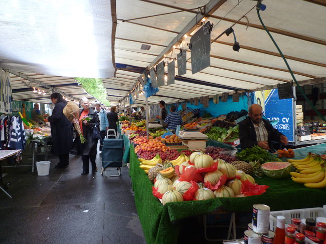 朝市は見てるだけでも楽しい♪