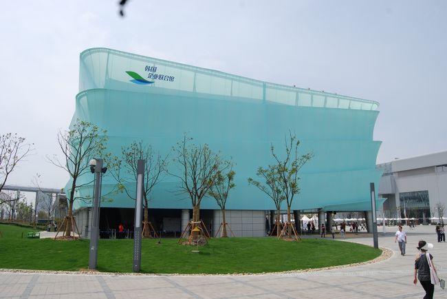 韓国企業館・・・ここ見れば、韓国より日本が圧勝なのがわかります((o(^-^)o))