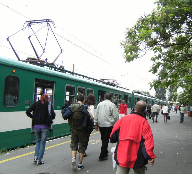 センテンドレ駅到着、ブダペストからの半日観光にピッタリの町