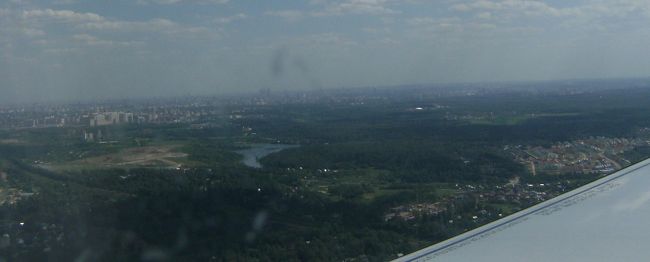 遠くに見えるのはモスクワ市街？