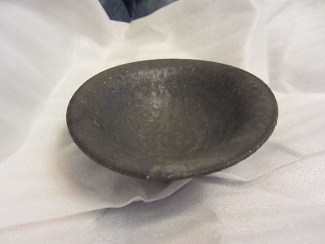 常滑焼き。<br /><br />元々、何に使う物なのか？<br /><br />灰皿として使ってます！