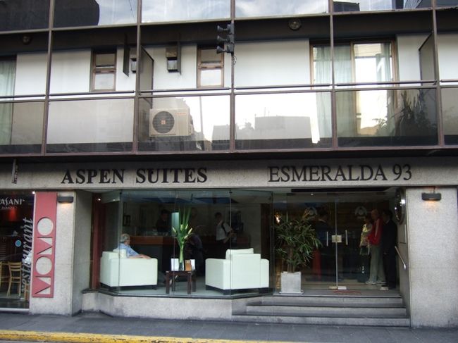 泊まっていたホテル。<br />キッチン付きなので、自炊も可能でした。