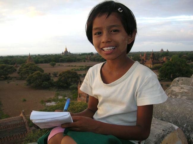 そして決定したわたしのミャンマーネームは<br /><br />「プヨプヨ」<br /><br />何じゃそりゃ？？と最初は思いましたが、その後ミャンマーの人の名前を聞くと、こういう名前も普通にあるようです。