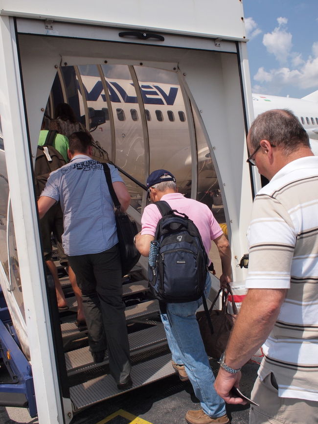マレーヴ・ハンガリー航空です。