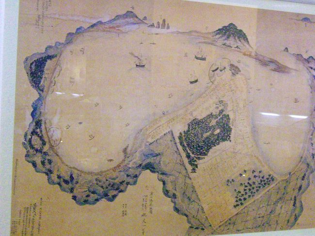 どうやら社会見学のようです<br /><br />ここは釜山近代歴史館<br />　■開館時間　　9:00ー18:00<br />  　■休 館 日    毎週月曜日/入場無料<br /><br />←浦山港見取図<br />　　　<br /><br />　