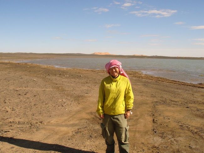 フラミンゴのいないフラミンゴで有名な湖（笑）