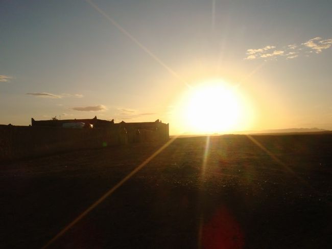 あのー、もうすでに日が沈んでいるんですけど・・・。