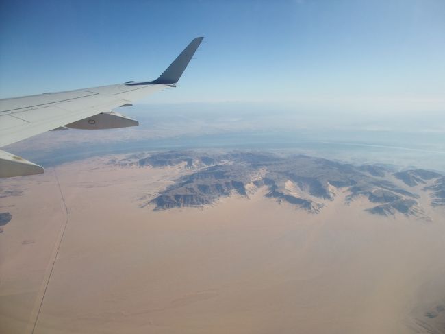 　ルクソールからは、北に進路を取ってカイロに向かいます。