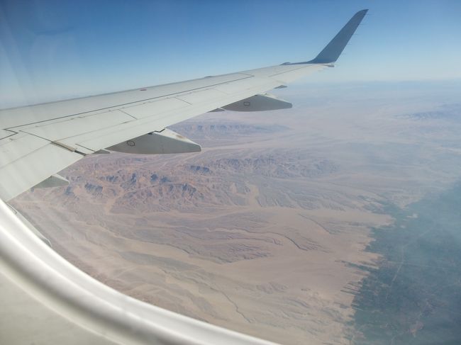 　砂漠が多かったけど、たまに緑も見えました。