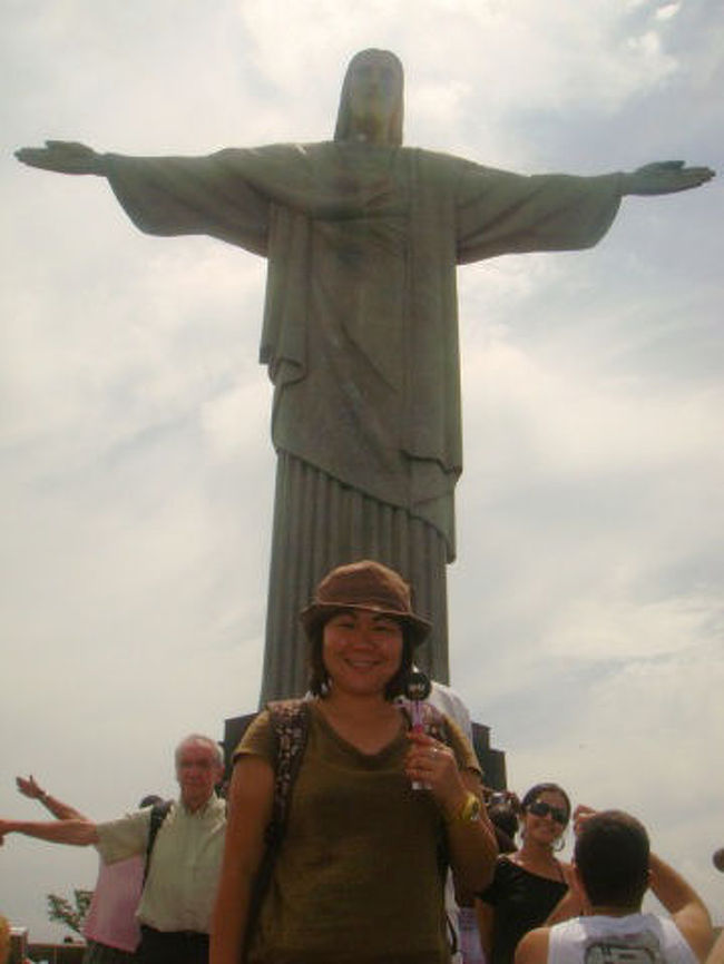 みんなやっぱりお馴染のポーズを取ってる（笑）