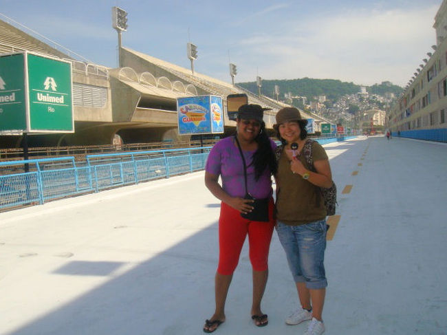 リオのカーニバルで有名なサンバ・アベニュー。