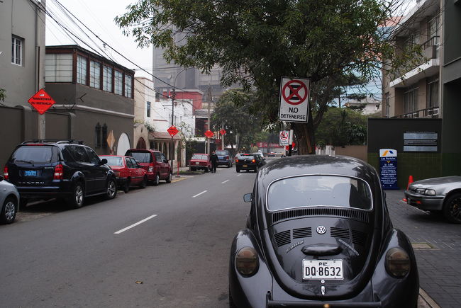 時差ぼけのため？早朝に眼が覚めて、<br />ホテルの周りを散歩、昨夜は深夜着だったんで<br />周りの雰囲気が判らなかったからね。