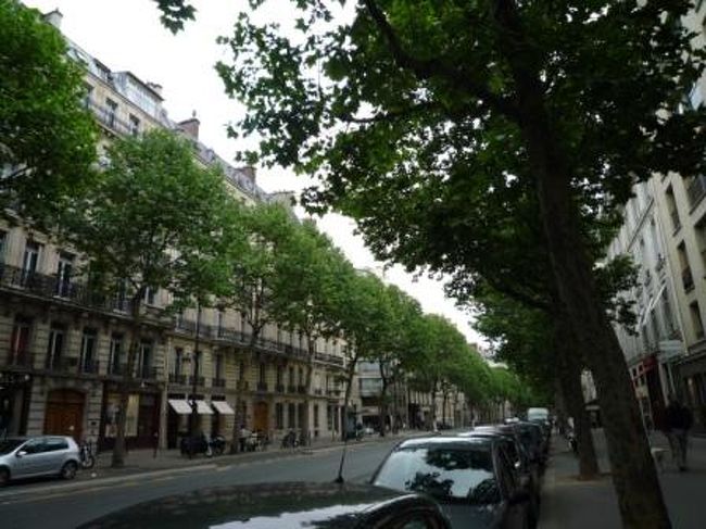 帰りもＲＥＲで。<br />ミュージアムパスを使ってオルセー美術館も行きたかったけど、現在日本に出張中の為断念。。<br /><br />サン・ジェルマン・デュ・プレでぷらぷら〜