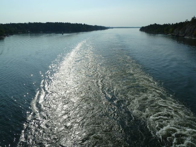 　とても海を走っているとは思えないです。川を遡っているんじゃないかと思うほどです。