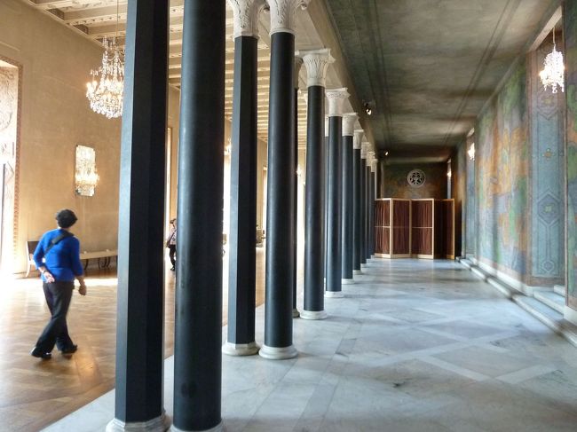 　変わった造りですよねぇ。わざわざ柱も角と丸にしてあります。