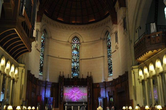 　大聖堂の内部です。