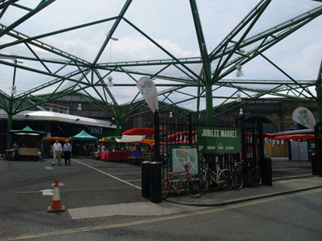 マーケットがあった。