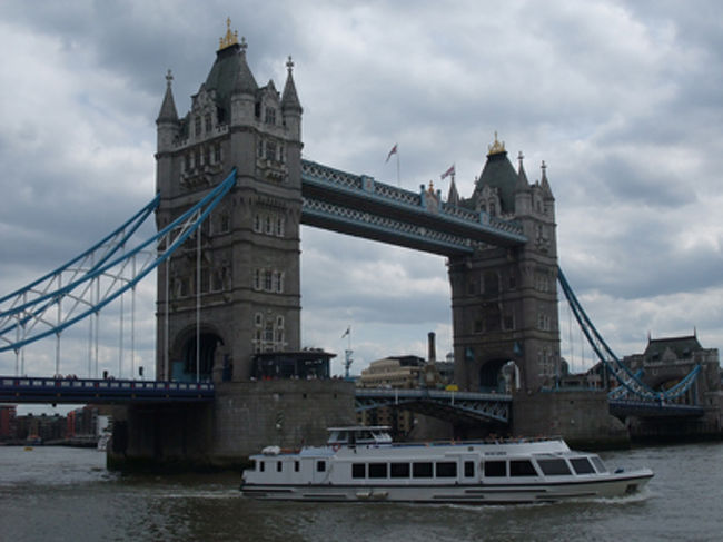 ロンドン橋はここにあるんだ。