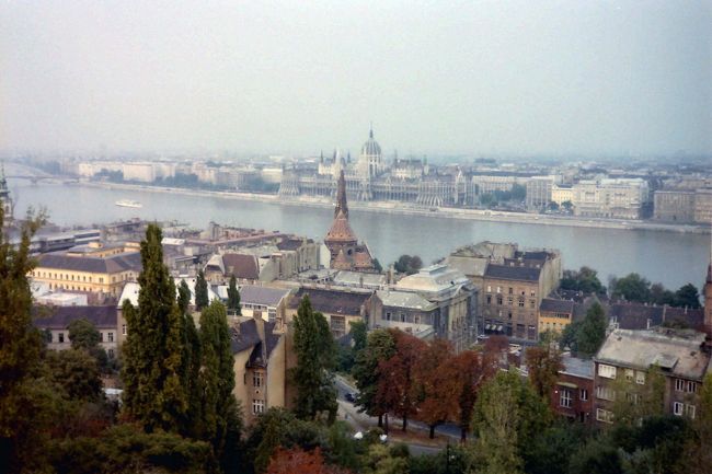 ブダペスト市内。こういう風景は今も変わっていないのでしょう。