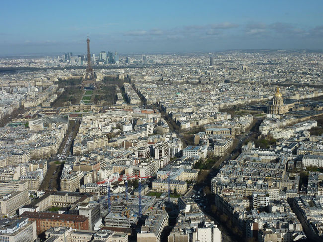 寒い中を雲がどいてくれるまで待って写真を撮りました。<br />日本より少し寒かったです。