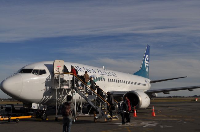 　私たちが乗るオークランド行きです。