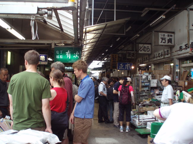 <br />やはり、外国人観光客でいっぱい。