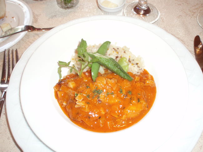 <br />私の選んだ　みちのく鶏のなんたらかんたらトマト煮。<br /><br />ハーブが効いていて、こちらも美味でした。<br />