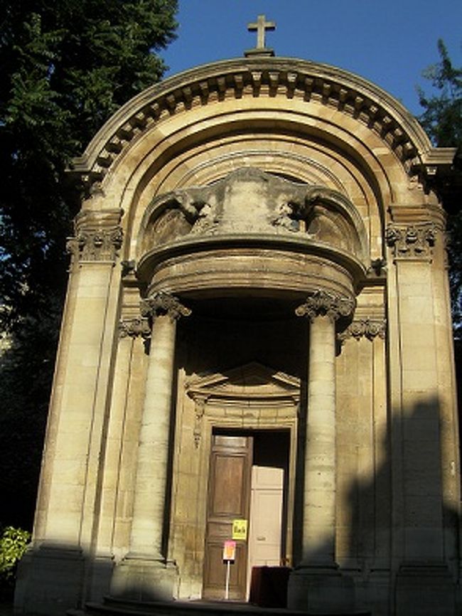 この日の夜は、教会コンサートへ。<br />５区にあるこの教会は、小さいですがとても歴史があるようでした。