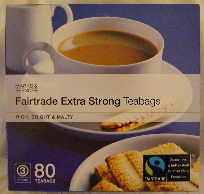 中環をぶらついている時に、<br />Marks＆Spencerに入って買った紅茶。<br />濃くておいしい紅茶です。<br /><br />他にもミューズリーとか、ポテチとか、<br />いろいろ買いました。<br />