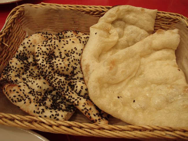 ナン食べ放題　美味しい！