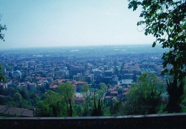 きっと〜空も〜飛べるはず〜♪