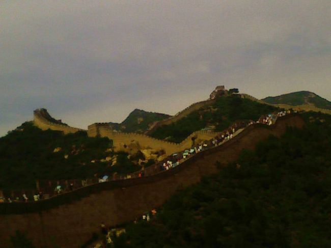 万里の長城。城という字にだまされるな。山だから。急勾配で筋肉痛になります。