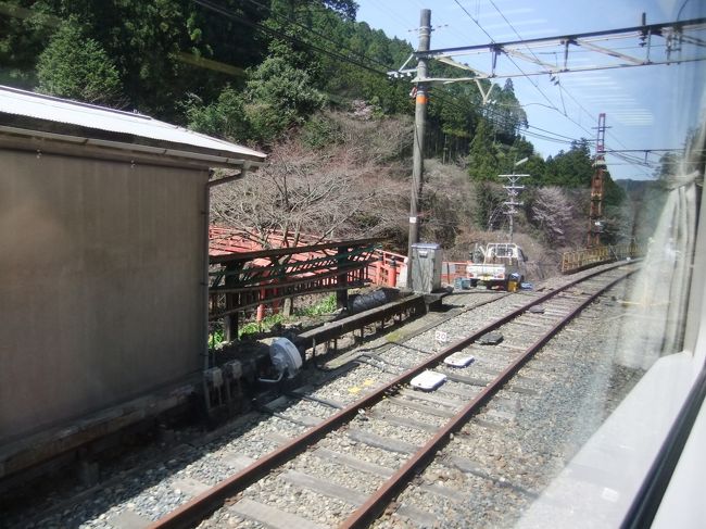 極楽橋　通過中