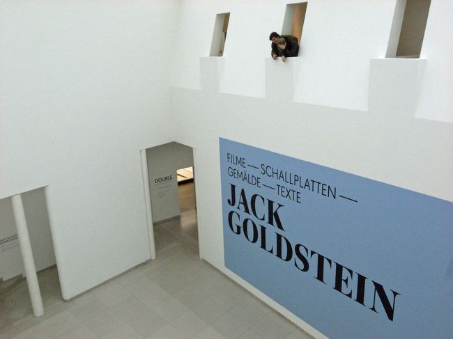 この空間、どうしてもみんな体を乗り出したくなるみたいです。