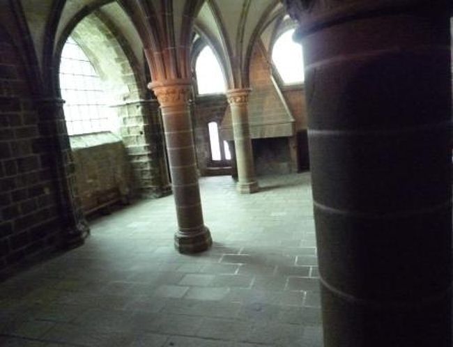 騎士の間。<br /><br />修行僧たちが写本などを行った仕事部屋。<br />